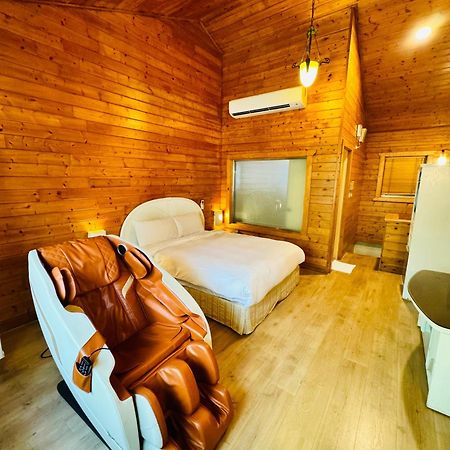 Ivy Motel Chiayi Exterior foto